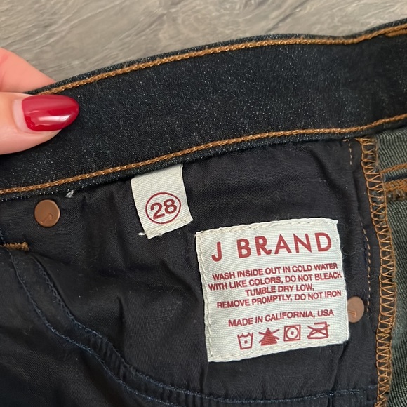 J Brand jeans. Size 28 - Picture 4 of 10